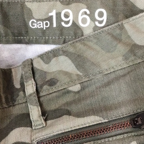 Gap 1969 Always Skinny Camo Pants Size 30R NWOT - Picture 6 of 7
